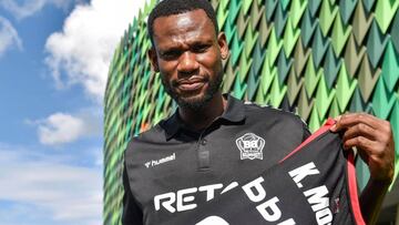 GRAFCAV8437. BILBAO, 01/09/2020.- El ala-pívot nigeriano Kingsley Moses durante la presentación este martes en Bilbao como nuevo jugador del RETAbet Bilbao Basket. EFE/ Miguel Toña