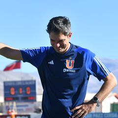 Pellegrino viene por una figura de Colo Colo y enciende otra alarma