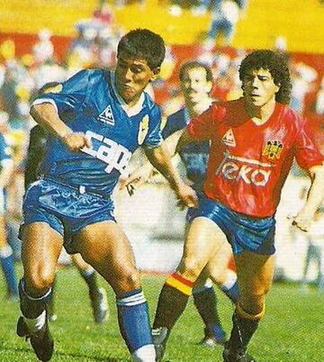 En 1989, La Serena ocupó una camiseta alternativa de color azul.