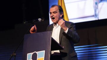 &Oacute;scar Iv&aacute;n Zuluaga, exministro de Hacienda.