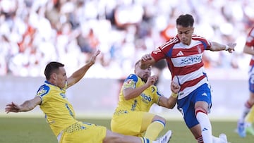 Partido de LaLiga Hypermotion entre el Granada y el Cádiz.