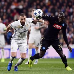 “¿Benzema? Es el mejor delantero del mundo...”