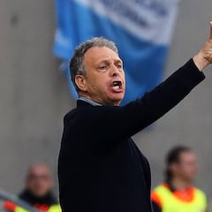 Caparrós: "Apretamos los puños"