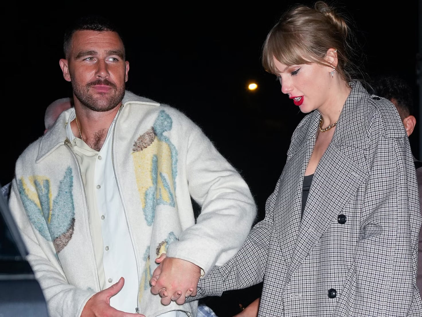 Las estrictas reglas de Taylor Swift y Travis Kelce en sus citas: esto exigen al personal de los restaurantes - Tikitakas