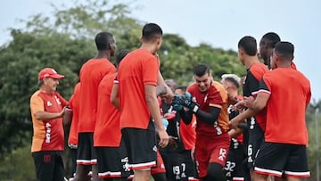 Expectantes por la resolución del futuro de Juan Fernando Quintero, los jugadores del equipo vallecaucano trabajan en la Sede Deportiva Cascajal.