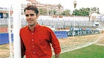 <b>BENDECIDO</b>. El primer disparo de Raúl Molina a puerta en Primera División acabó en las redes.