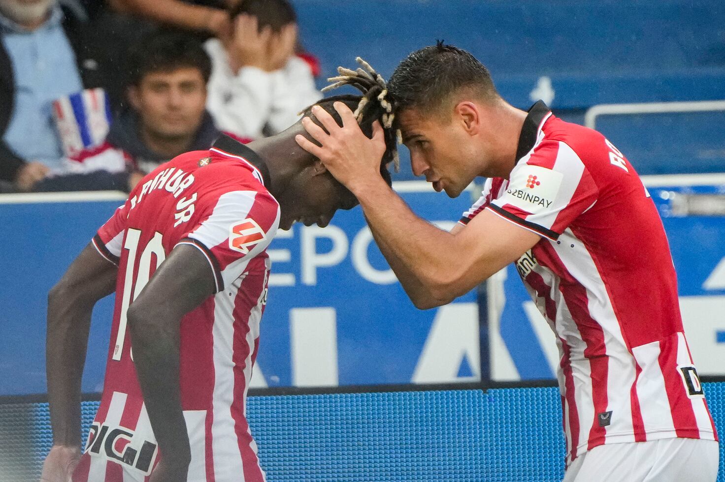 Nico Williams rescata al Athletic con doblete y lo mete en la pelea por Europa — image 1