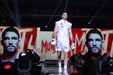 Canelo Álvarez tiene en mente tres peleas para el 2021