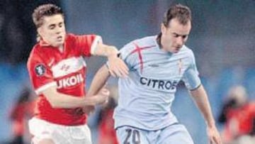 <b>EN LA AGENDA. </b>Jonathan Aspas terminó contrato con el Celta y conoce el interés del Sporting.
