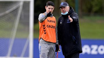 Carlo Ancelotti evita comparar los casos de James y Eto'o