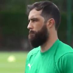 El alegre mensaje del City a Bravo en la vuelta a las prácticas