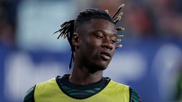 PAMPLONA, SPAIN - FEBRUARY 18: Eduardo Camavinga of Real Madrid  during the La Liga Santander  match between Osasuna v Real Madrid at the Estadio El Sadar on February 18, 2023 in Pamplona Spain (Photo by David S. Bustamante/Soccrates/Getty Images)