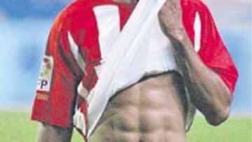 "Nos falta acierto ante la portería, tranquilidad y fortuna. Pero los resultados llegarán"