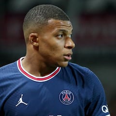Ancelotti calm over Mbappé speculation: "It's a matter for the club"