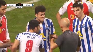 Lo del VAR cada d¨ªa lo entiende menos gente: atentos a la que le lio al Oporto