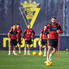 José Mari, intervenido de su rodilla