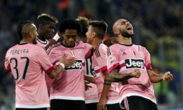 La Juventus dominó todo el partido y en el tiempo de adición le empataron. Juan Guillermo Cuadrado jugó su tercer partido como titular.
