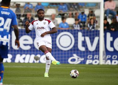 Boyomo se adjudicó la asistencia del gol de Dani Escriche, tras recibir en el área y tener la sangre fría de darse la vuelta para encontrar a su compañero, que la cruzó al palo contrario. El francés, a buen seguro, seguirá siendo importante en el playoff de ascenso a Primera.
