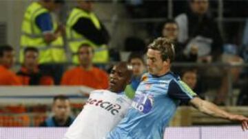 El Marsella vence al Brest y se queda a tres del Lille.