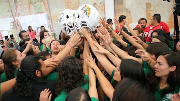 El combinado azteca obtuvo la medalla de bronce en el Campeonato Mundial Femenil de la IFAF celebrado en Canad&aacute;.