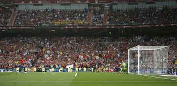 1-0. Sergio Ramos marc¨® el primer gol de penalti.