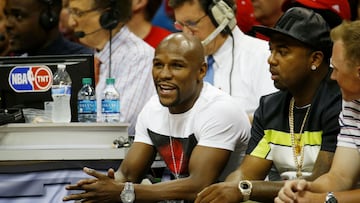 El exboxeador profesional Floyd Mayweather Jr. admitió que trabaja para comprar una franquicia de la NBA. Antes, LeBron James también se había pronunciado.