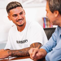 El Levante hace oficial el fichaje de Sergio Lozano