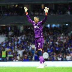 Kevin Mier, el pilar de un Cruz Azul que va por el título