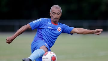 A los 58 años, Romário está de vuelta: Ya entrena en América RJ