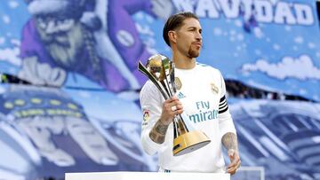 Sergio Ramos con el Mundial de Clubes.