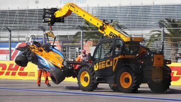 Accidente de Carlos Sainz (McLaren) en Sochi. 