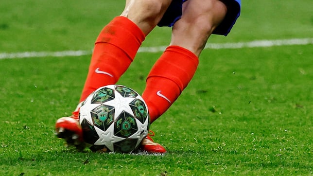 Encuesta: ¿tocó dos veces el balón Julián Alvarez en el penalti? - AS.com