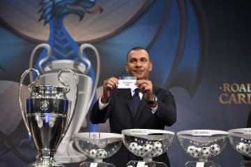 Las imágenes del sorteo de la Champions y la Europa League