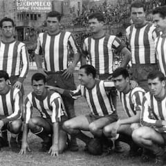 Cuando el Deportivo celebraba sus ascensos en marzo y abril