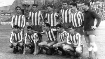 De izquierda a derecha, y de arriba a abajo: Valentín, Pegaso, Aurre, Manín, Igartua, Emery; Revuelta, Amancio, Veloso, Ledo y Jaime Blanco. Temporada 1961-62.