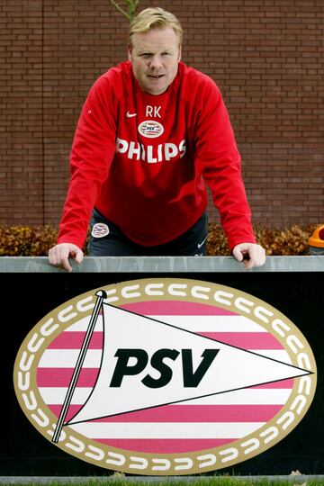 En verano de 2006 vuelve a Holanda, pero esta vez para entrenar al PSV, sustiuyendo a Guus Hiddink, que entrenó a Koeman en su etapa en el PSV. Estuvo una temporada en el conjunto de la Philips en la que consiguió el título de liga. 