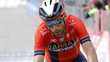 Vincenzo Nibali llega a la meta de Anterselva en la 17&ordf; etapa del Giro de Italia.