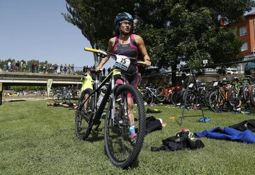 El Tri Cross Navaluenga refrescó el inicio del verano