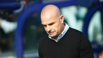 Paco Lopez head coach of Levante during the La Liga Santander match between Levante and Alaves at Estadio Ciutat de Valencia on January 18, 2020 in Valencia, Spain
 
 Maria Jose Segovia / AFP7 / Europa Press
 18/01/2020 ONLY FOR USE IN SPAIN