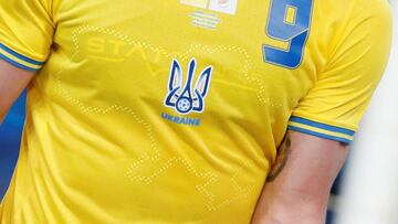 Rusia protesta ante la UEFA por la camiseta de Ucrania con el mapa de Crimea