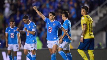 Lorenzo Faravelli celebrates his goal 4-1 of Cruz Azul during the 6th round match between Cruz Azul and America as part of the Liga BBVA MX, Torneo Apertura 2024 at Ciudad de los Deportes Stadium on August 31, 2024 in Mexico City, Mexico.