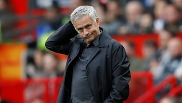 Jos&eacute; Mourinho, preocupado por el juego del United ante el Wolverhampton.