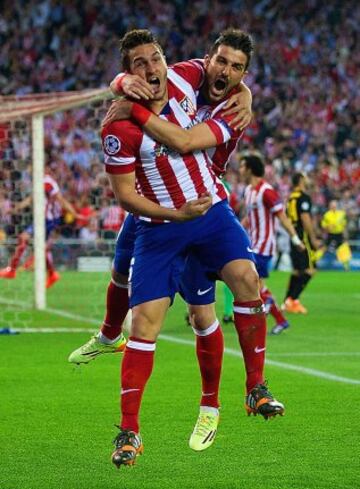 El 9 de abril de 2014, partido de vuelta de los cuartos de final de la Champions League en el Calderón, la ida acabó con empate a uno. En la imagen, Koke celebra con David Villa el 1-0 que les dio el pase a las semifinales. 