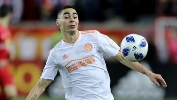 Newcastle break long-standing club record for Almirón