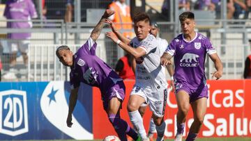 Futbol, Deportes Melipilla vs Deportes Concepcion,
Final Campeonato Segunda La Liga 2d 2024
El jugador de Deportes Melipilla Albano Becica, derecha, disputa el balon contra Ulises Ojeda de Deportes Concepcion durante el partido final de Segunda division La Liga 2d disputado en el estadio El Teniente en Rancagua, Chile.
31/10/2024
Jorge Loyola/Photosport
Football, Deportes Melipilla vs Deportes Concepcion, Final Championship Second La Liga 2d 2024
Deportes Melipilla’s player Albano Becica, right, vies the ball against Ulises Ojeda of Deportes Concepcion during the final match of the Second Division La Liga 2d at the El Teniente stadium in Rancagua, Chile.
31/10/2024
Jorge Loyola/Photosport
