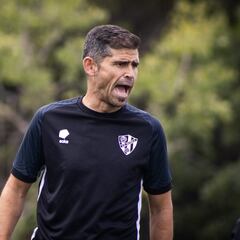 Hidalgo: “El Granada nos meterá en nuestro campo”
