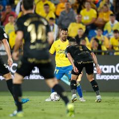 Amagar con la izquierda y pegar con la derecha