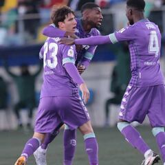 Miranda y Emerson despiertan del sueño al Mutilvera