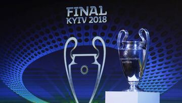 Trofeo de campeón de la UEFA Champions League.
