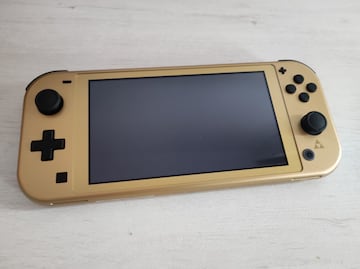 Nintendo Switch Lite Hyrule Edition Zelda